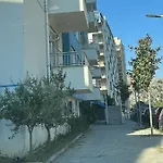 U Laguny 404 Apartment