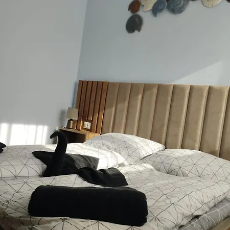 U Laguny 404 Apartment *